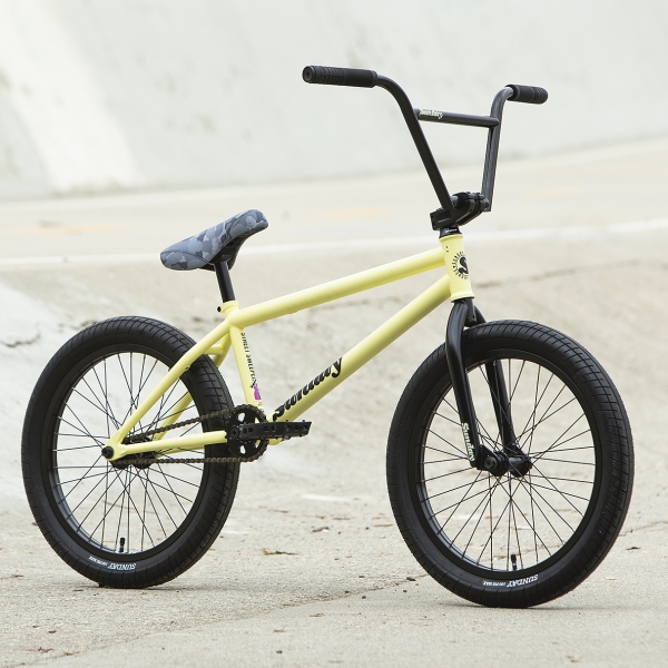 Велосипед BMX Sunday Street Sweeper 2020 20.75 матовый желтый (как блокнот)